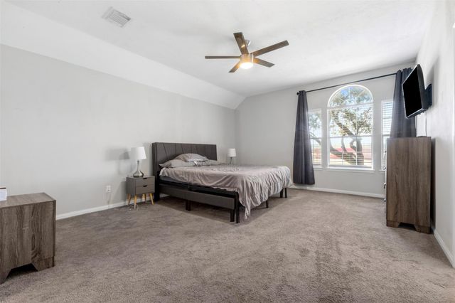 1413 Highway 146 S, La Porte, TX 77571