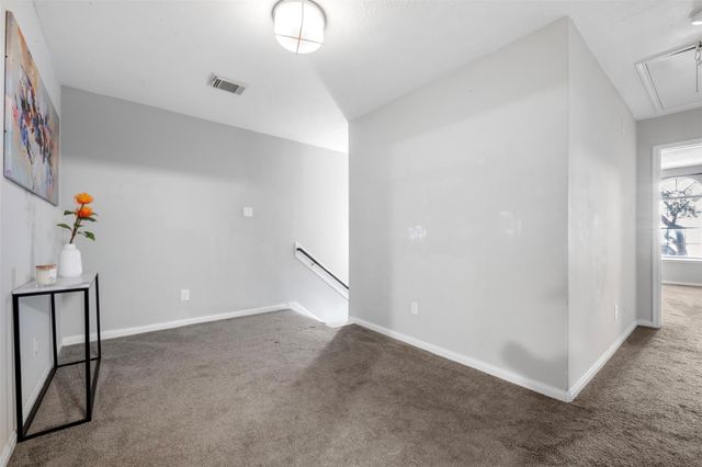 1413 Highway 146 S, La Porte, TX 77571