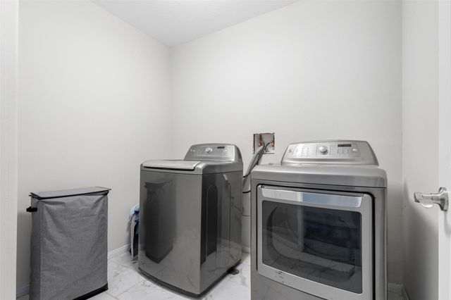 1413 Highway 146 S, La Porte, TX 77571