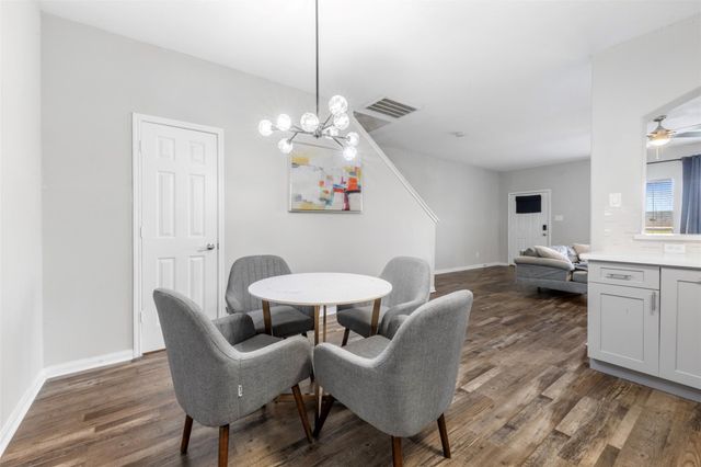 1413 Highway 146 S, La Porte, TX 77571