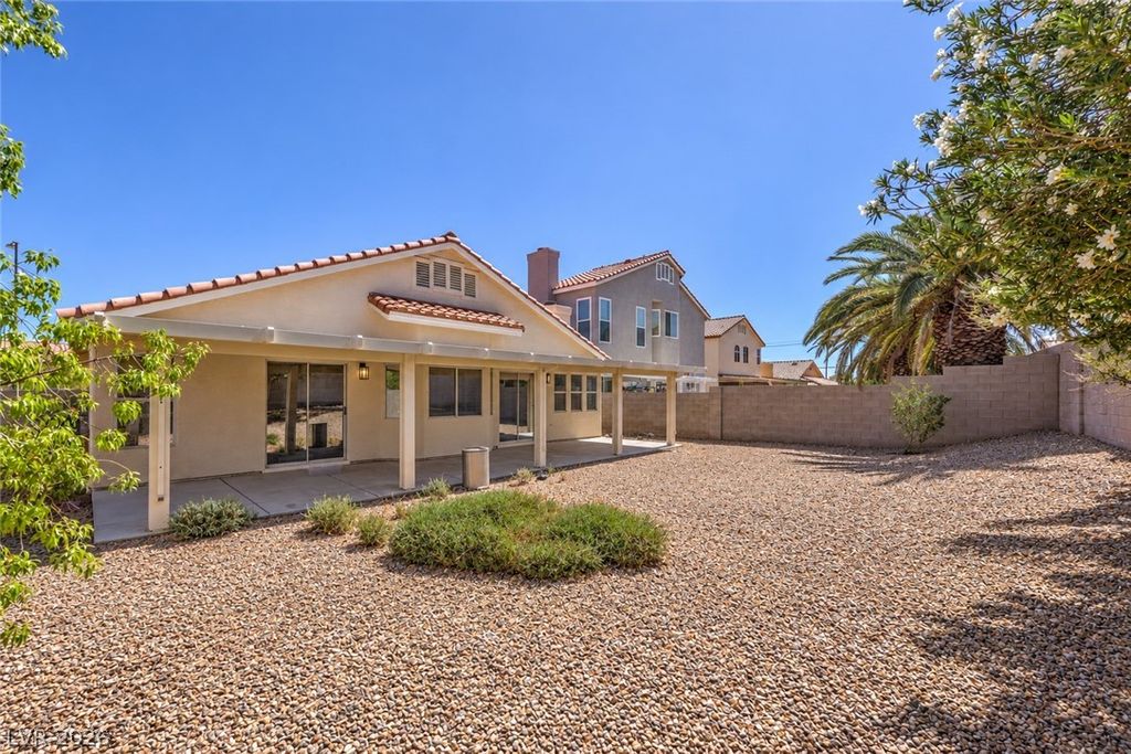 4813 AMERICANWOOD Street, Las Vegas, NV 89130 — photo 2