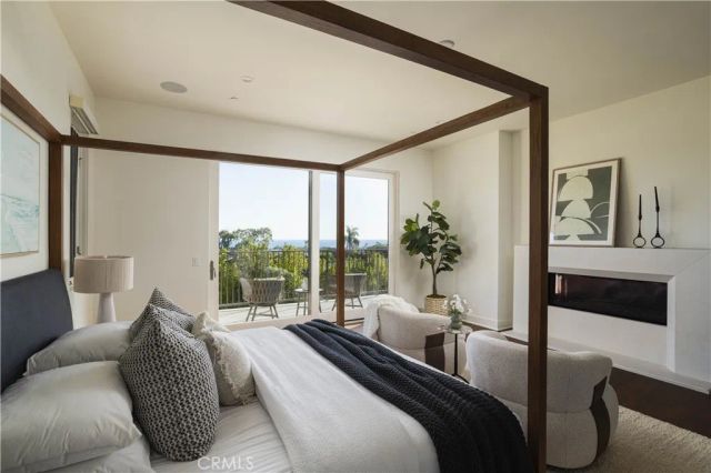 448 Serra Drive, Corona Del Mar, CA 92625