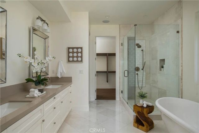 448 Serra Drive, Corona Del Mar, CA 92625