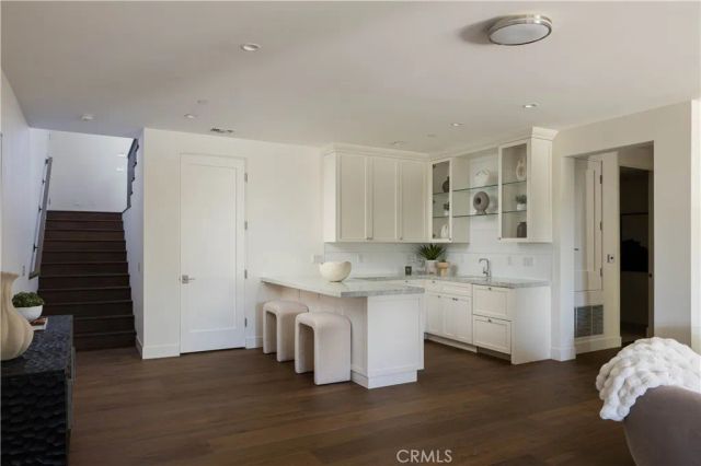 448 Serra Drive, Corona Del Mar, CA 92625