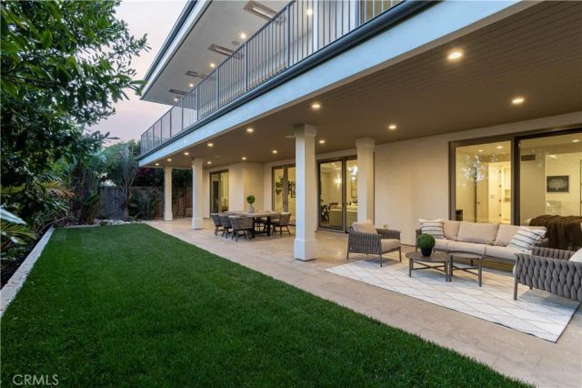 448 Serra Drive, Corona Del Mar, CA 92625