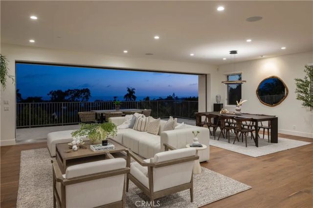 448 Serra Drive, Corona Del Mar, CA 92625