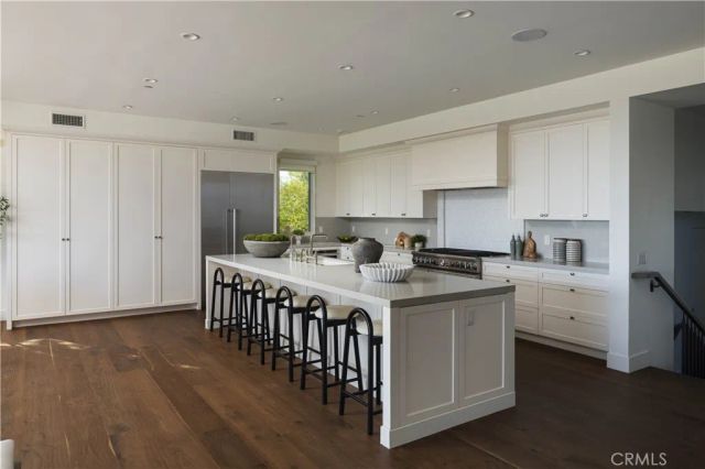 448 Serra Drive, Corona Del Mar, CA 92625