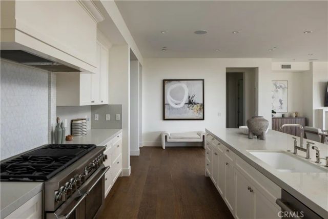 448 Serra Drive, Corona Del Mar, CA 92625