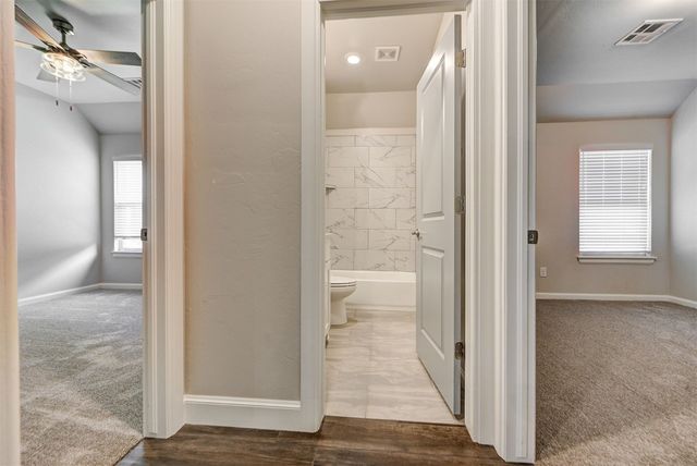 3401 Slate River Drive, Yukon, OK 73099