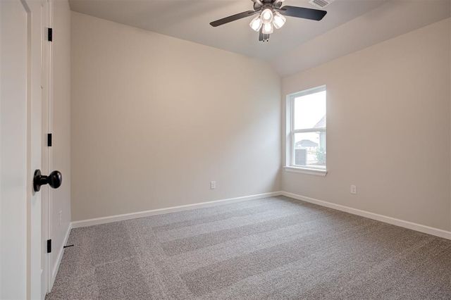 3401 Slate River Drive, Yukon, OK 73099