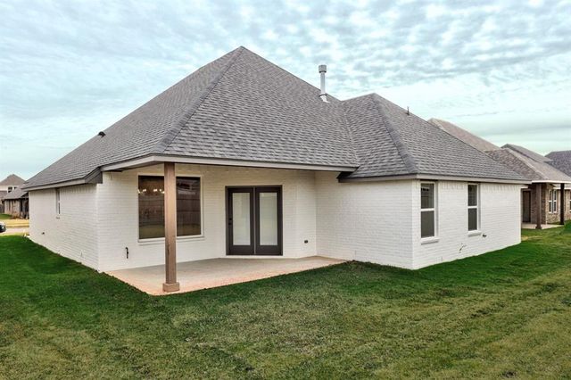 3401 Slate River Drive, Yukon, OK 73099