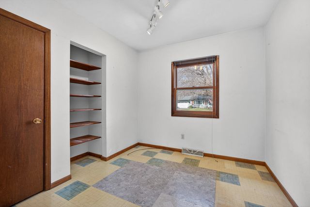 1107 Idaho Avenue, Davenport, IA 52804