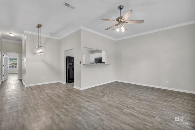 4 Yacht Club Drive 154, Daphne, AL 36526