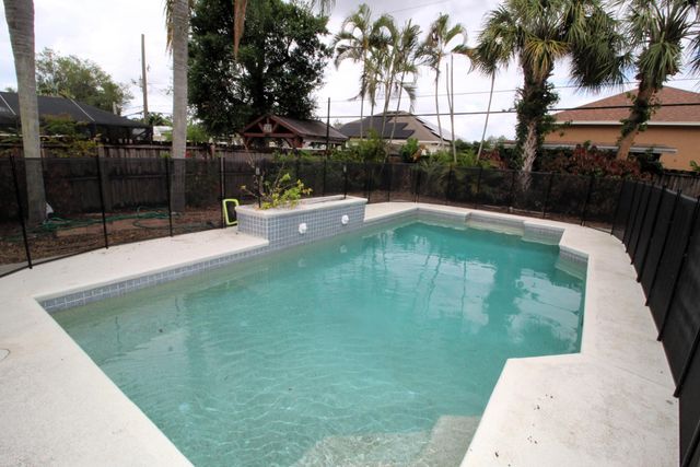 2073 SW Capeador Street, Port St. Lucie, Port St Lucie, FL 34953
