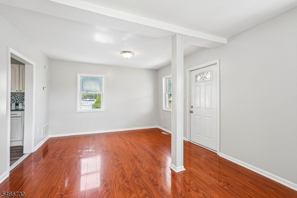 94 S 21St Ave, Manville Boro, NJ 08835 — photo 3