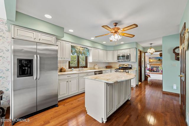 400 Randolph Road, Freehold, NJ 07728