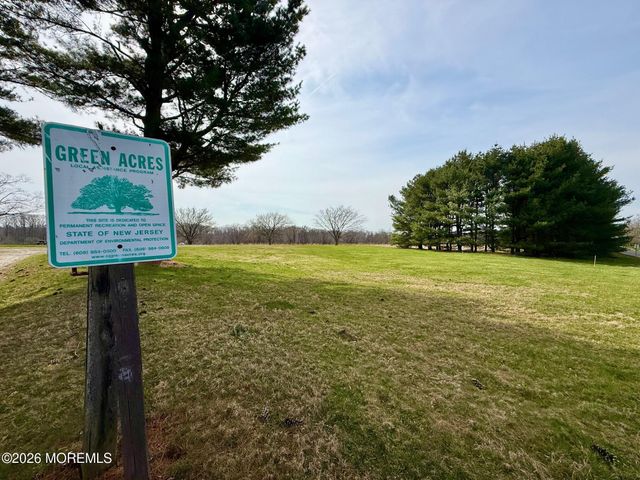 400 Randolph Road, Freehold, NJ 07728