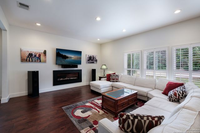 2923 Scattered Oaks, San Antonio, TX 78232