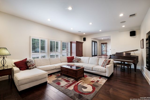 2923 Scattered Oaks, San Antonio, TX 78232