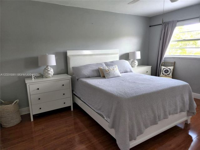 12501 SW 14th St 314R, Pembroke Pines, FL 33027