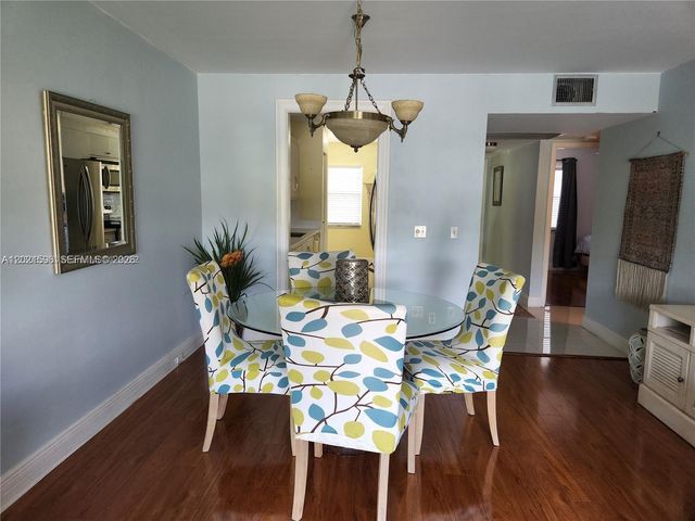12501 SW 14th St 314R, Pembroke Pines, FL 33027