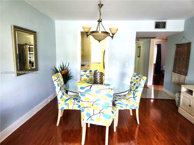 12501 SW 14th St 314R, Pembroke Pines, FL 33027