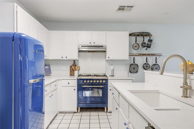 12319 Emery Oaks RD, Austin, TX 78758