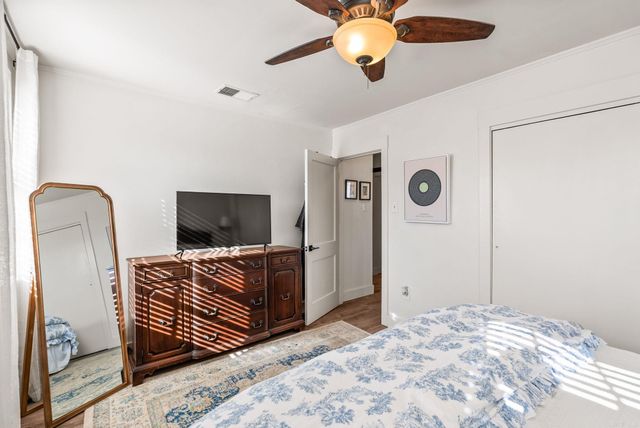 6721 Longwood Road, Cammack Village, AR 72207