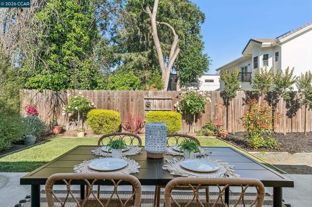 305 Keats Circle, Pleasant Hill, CA 94523