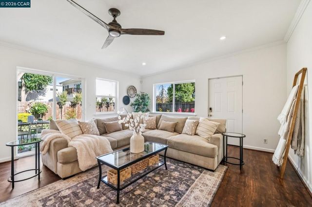 305 Keats Circle, Pleasant Hill, CA 94523