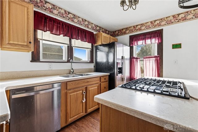 612 W Madison Street, New Carlisle, OH 45344