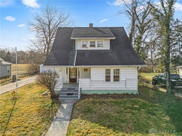 612 W Madison Street, New Carlisle, OH 45344