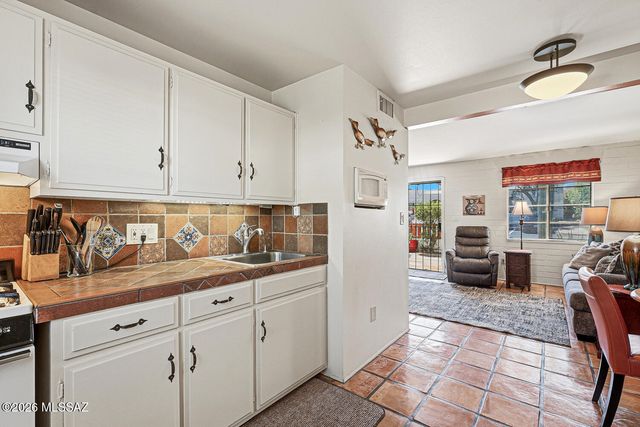 437 S Paseo Madera, Green Valley, AZ 85614
