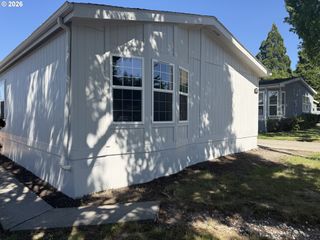4682 Se 134TH Dr, Portland, OR 97236