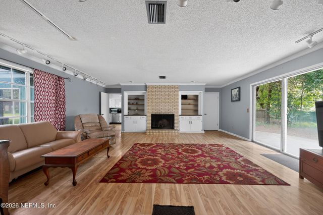 9665 SCOTT MILL ESTATES Way, Jacksonville, FL 32257