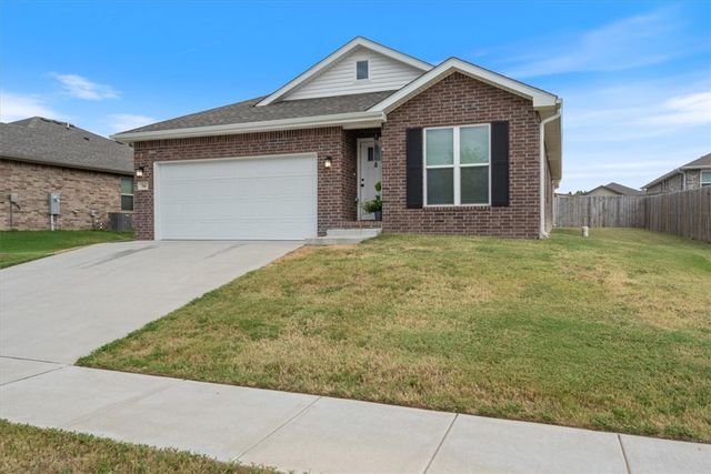 310 Wagnon Trail, Prairie Grove, AR 72753
