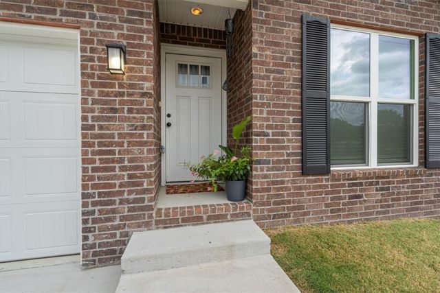 310 Wagnon Trail, Prairie Grove, AR 72753