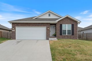 310 Wagnon Trail, Prairie Grove, AR 72753
