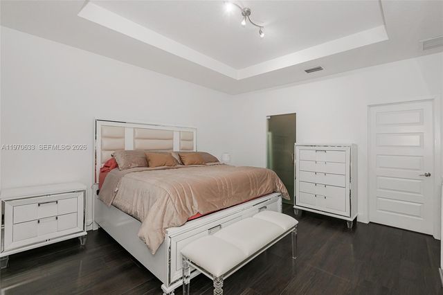 7902 NW 105th Ct 7902, Doral, FL 33178