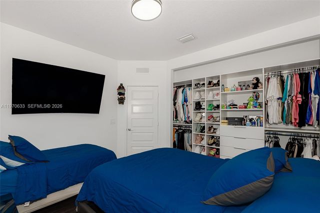 7902 NW 105th Ct 7902, Doral, FL 33178