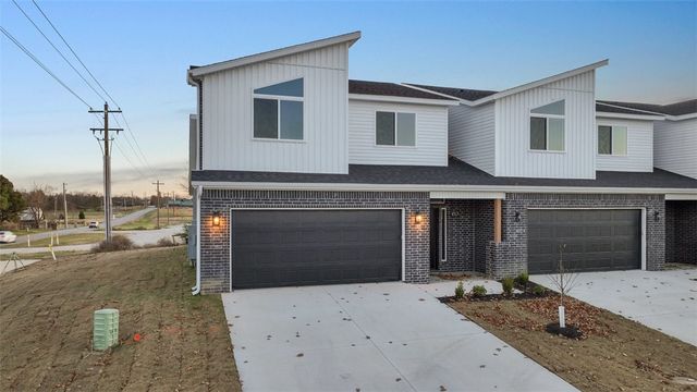 1861 LAPIS Avenue, Centerton, AR 72719