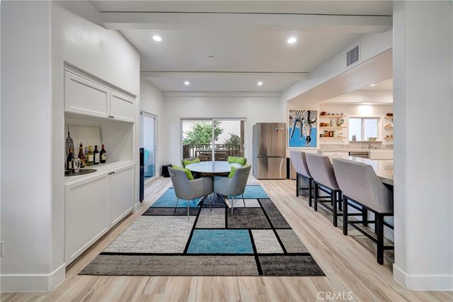 4330 Alhama, Woodland Hills, CA 91364
