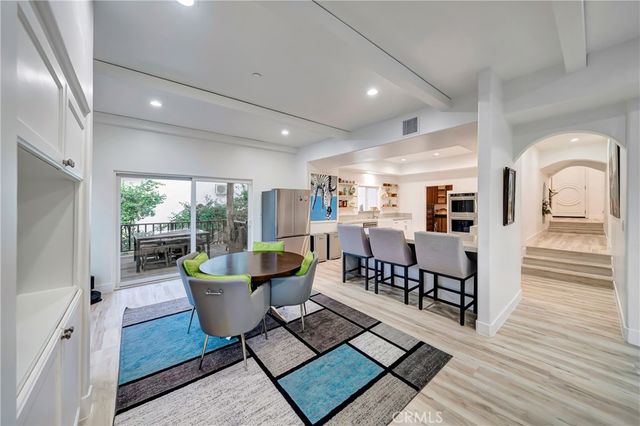 4330 Alhama, Woodland Hills, CA 91364