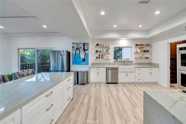 4330 Alhama, Woodland Hills, CA 91364