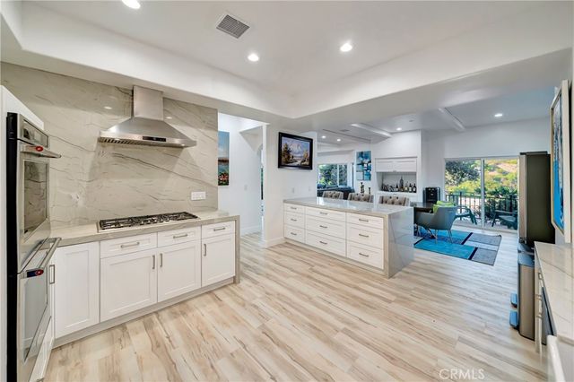 4330 Alhama, Woodland Hills, CA 91364