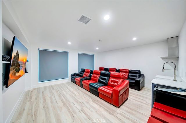 4330 Alhama, Woodland Hills, CA 91364