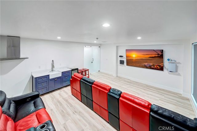4330 Alhama, Woodland Hills, CA 91364