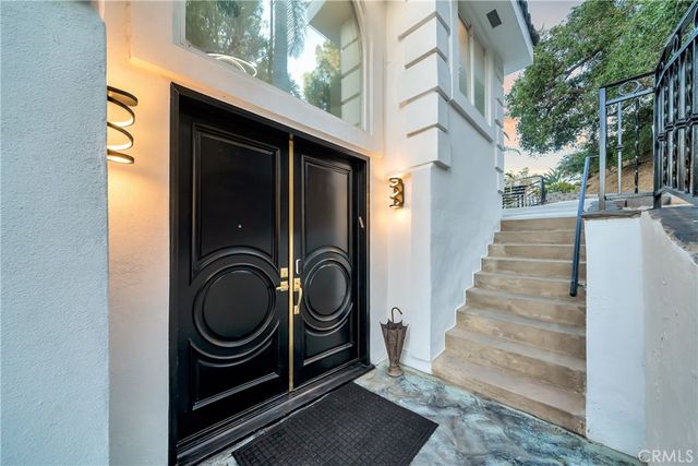 4330 Alhama, Woodland Hills, CA 91364