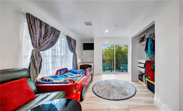 4330 Alhama, Woodland Hills, CA 91364
