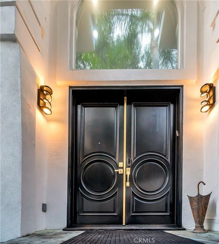 4330 Alhama, Woodland Hills, CA 91364